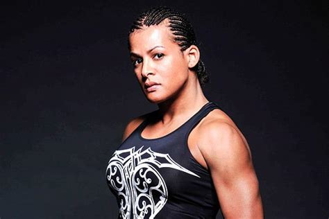 male mma fighter turned female